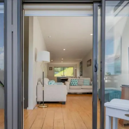 Aqua Soleil Villas Whitianga Room photo