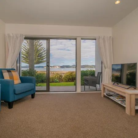 Aqua Soleil Villas Whitianga Exterior photo