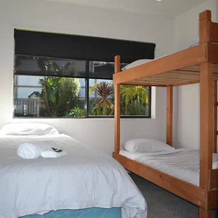 Aqua Soleil Villas Whitianga Exterior photo